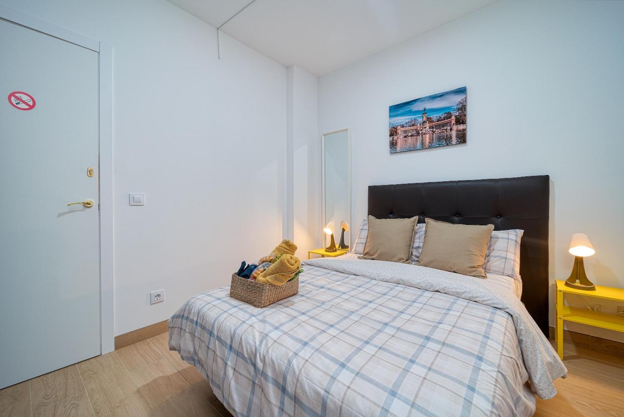 P Casacafe Madrid Calle Carlos Dubois 3 외부 사진