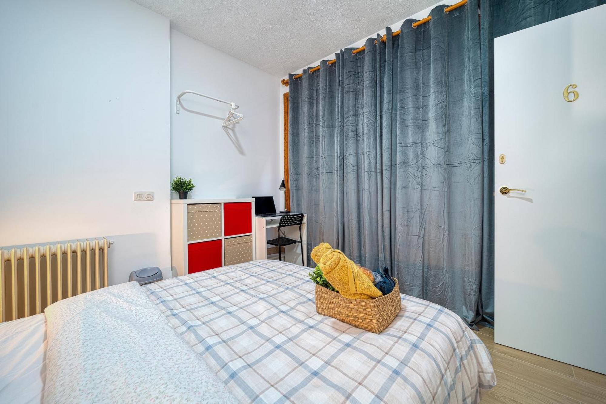 P Casacafe Madrid Calle Carlos Dubois 3 외부 사진