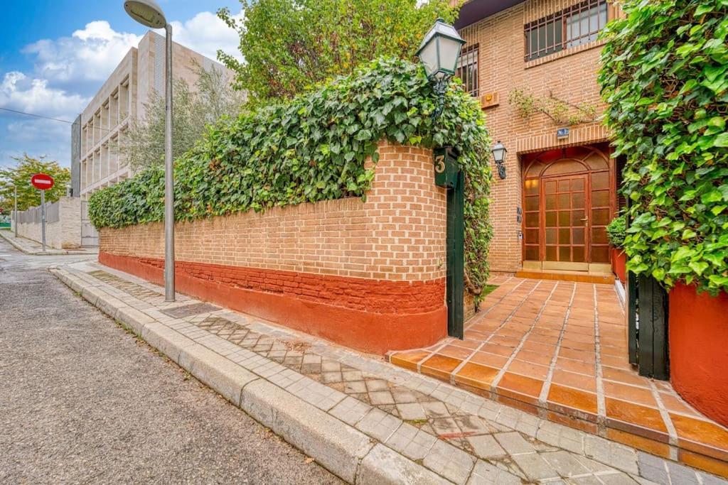 P Casacafe Madrid Calle Carlos Dubois 3 외부 사진