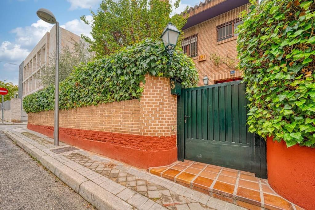 P Casacafe Madrid Calle Carlos Dubois 3 외부 사진
