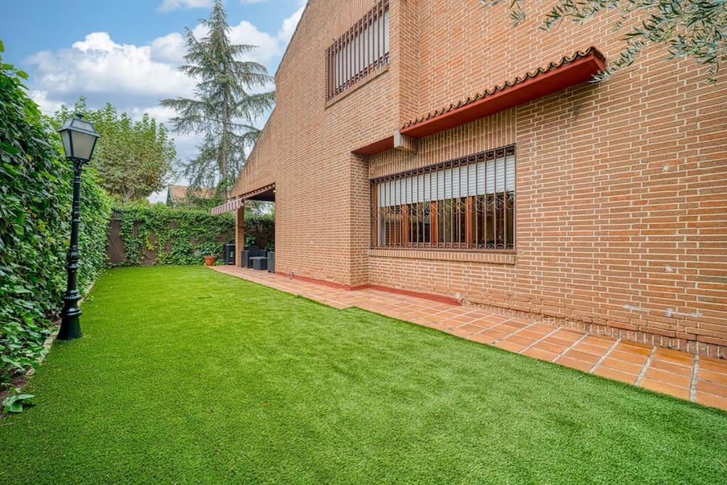 P Casacafe Madrid Calle Carlos Dubois 3 외부 사진